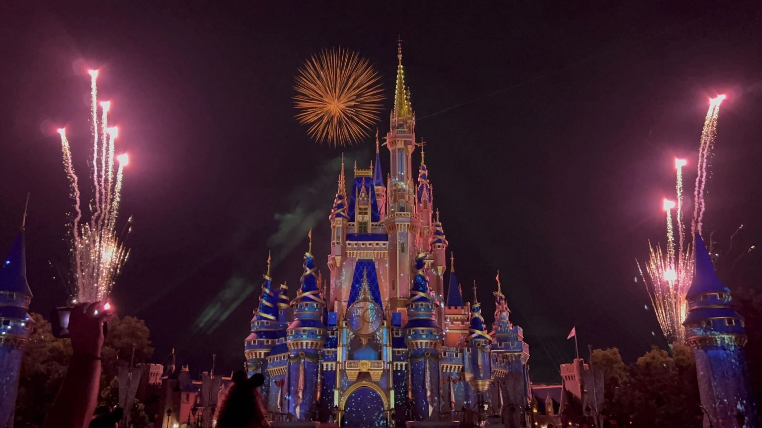 Photos, Video: ‘disney Enchantment’ Debuts New Walt & Roy Disney 