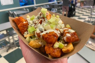 REVIEW: Loaded Chicken Buffalo Fries and Gravy Fries Return to Flo’s V8 Cafe for Oogie Boogie Bash 2022