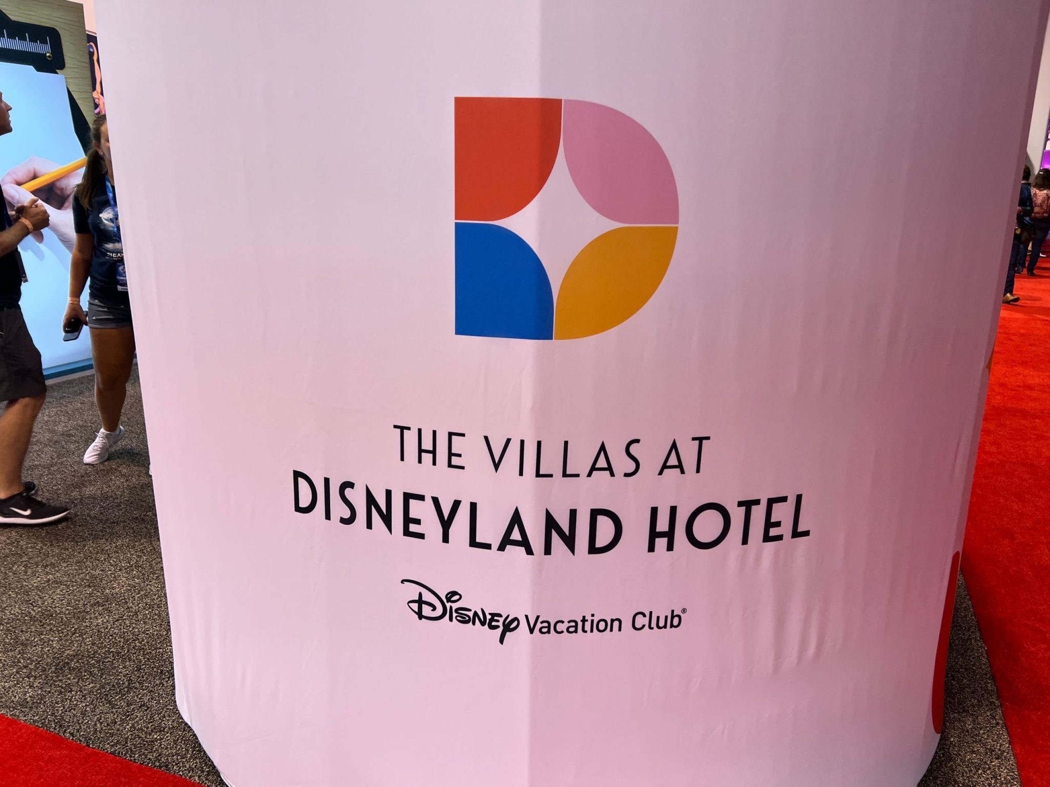 disneyland-hotel-disney-vacation-club-tower-name-logo-revealed