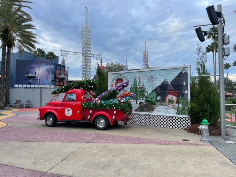 Mistletoe Pines Sign and Earl the Squirrel Truck Arrive at Universal