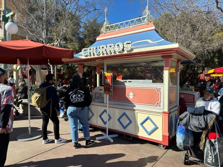 REVIEW: Goofy’s Churro Cart Introduces Almond Cookie Churro for the ...