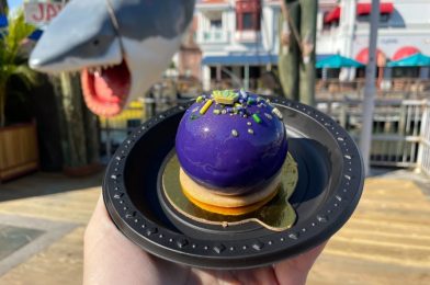 REVIEW: Banana Foster Crème Brûlée Sphere Celebrates Mardi Gras 2023 at Universal Studios Florida