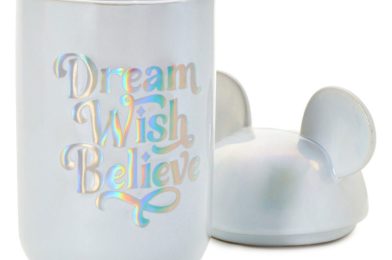 Hallmark Joins the Disney100 Celebration with Exclusive New Merchandise Line