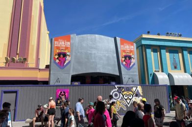 Express Pass and Entrance Signs Added to Villain-Con Minion Blast in Universal Studios Florida