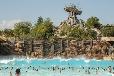 New Crush ‘n’ Gusher Shirt Makes a Splash at Singapore Sal’s in Typhoon Lagoon