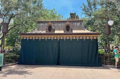 Castle Hub Refreshment Cart Quietly Closed This Week at Magic Kingdom