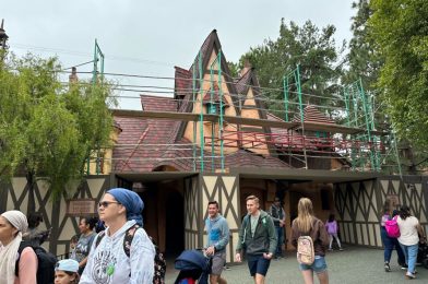 PHOTOS: Scaffolds Up Around Red Rose Taverne at Disneyland, Restaurant Still Open During Refurbishment