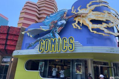 PHOTOS: Curtain Blocks Off Part of Marvel Super Hero Island Comics Shop at Universal’s Islands of Adventure