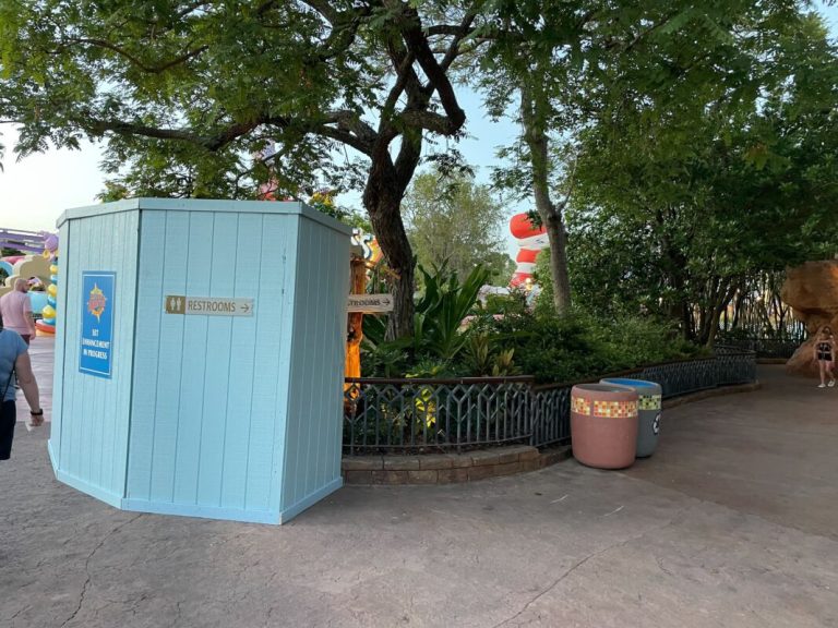 PHOTOS: Construction Walls Go Up Around Seuss Landing Entrance in ...