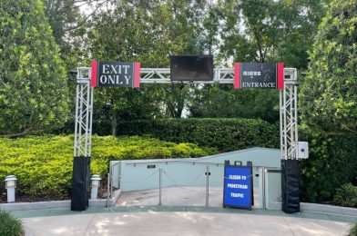 PHOTOS: ‘The Last of Us’ Haunted House Signage Installed for Halloween Horror Nights 32 at Universal Studios Florida