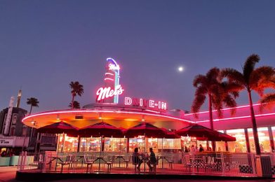 RUMOR: Mel’s Die-In Neon Sign Won’t Be Turned On for Halloween Horror Nights 32