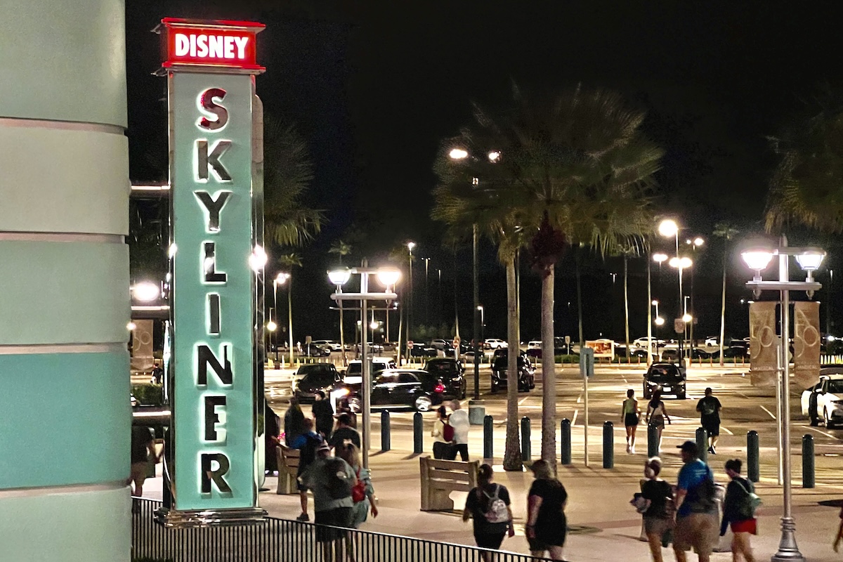 Skyliner Refurbishment Dates Confirmed For 2024 Disney By Mark   Disneys Skyliner Hollywood Studios Signage 