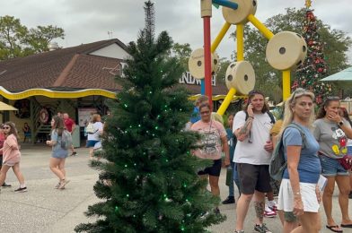 PHOTOS, VIDEO: ‘Douglas Fir’ Talking and Moving Christmas Tree Roams Disney Springs