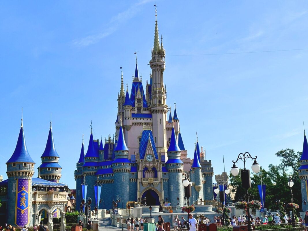 Magic Kingdom And Disney S Animal Kingdom Operating Hours Extended In   Magic Kingdom Cinderella Castle Stock Featured 1 