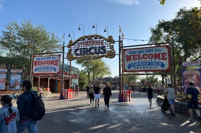 PHOTOS: Welcome Banner Returns to Storybook Circus With No Scentsy Branding at Magic Kingdom