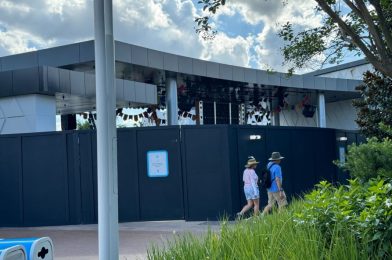 LED Screen Added to CommuniCore Plaza Stage in EPCOT