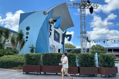 Galactic Gateway Screen Reactivated During Refurbishment at Magic Kingdom