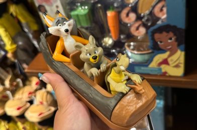 Tiana’s Bayou Adventure Toy Log Hints at Canceled Homage to Splash Mountain