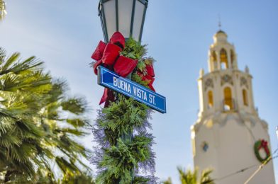 The 2024 Holiday Season Arrives at Disneyland Resort November 15!