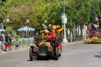 Mickey & Friends Halloween Cavalcade Returns to Disneyland With More Villains