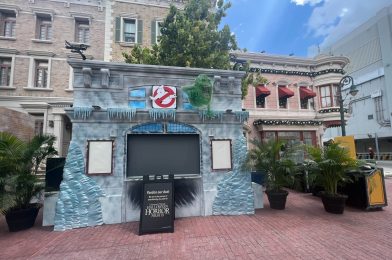 Ghostbusters Logo, Slimer, and More Added to Halloween Horror Nights 33 Food Booths