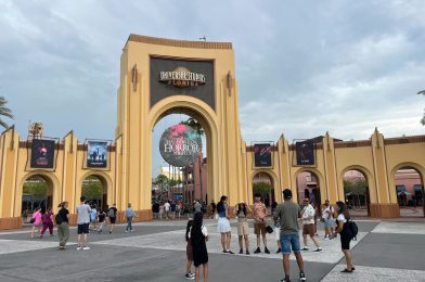 Halloween Horror Nights 33 Medallion & House Posters Arrive at Universal Studios Florida