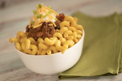 Disney Eats: IMPOSSIBLE Chili Cheese Macaroni and Cheese Recipe 