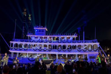 VIDEO: Showboat Jubilee Returns with Anika Noni Rose, Jenifer Lewis, & Live Band for Tiana’s Bayou Adventure Grand Opening