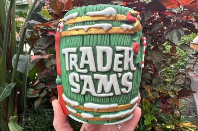 REVIEW: Trader Sam’s Holiday Rum Barrel Tiki Mug Brings Two New Seasonal Beverages